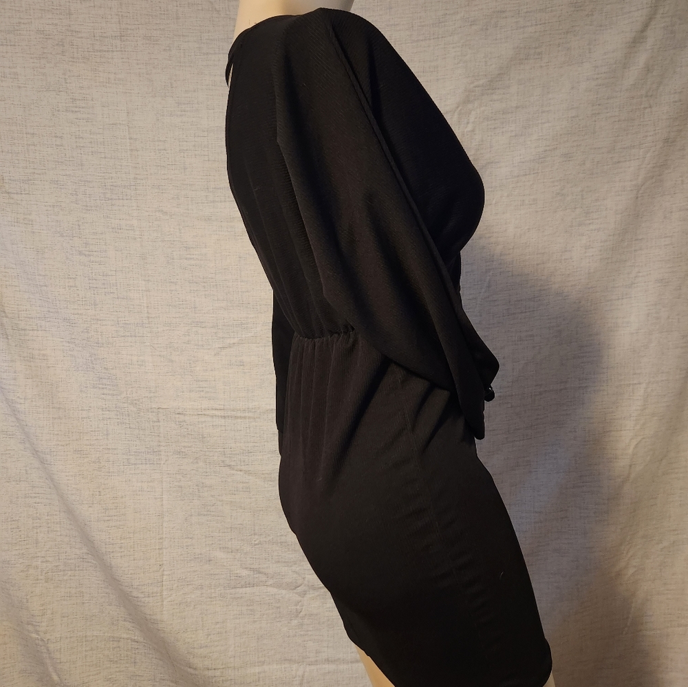 Little black dress - Picture 3 of 6